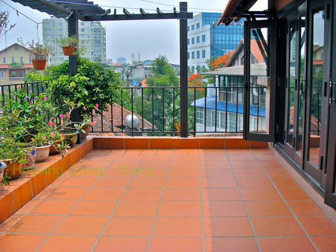 Modern furnished house for rent in Hoan Kiem