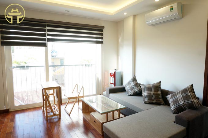 Modern one bedroom apartment in Kim Ma street, beautiful rooftop terrace, furnished, modern furniture