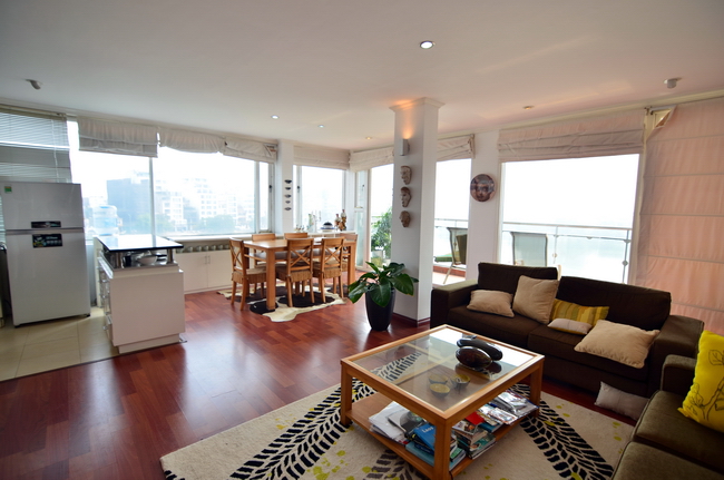 Stunning view of the West lake, large balcony two bedrooms apartment on the top floor on lake banks, facing the lake