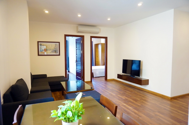 Stunning three bedrooms apartment in the central Hai Ba Trung district, hardwood flooring, balconies