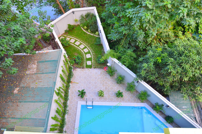 Brand new villa for rent in Tay Ho and big an outdoor swimming pool