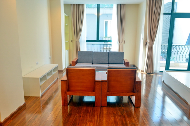 Brand new studio apartment located in Truc Bach area, large outdoor balcony, modern bathroom