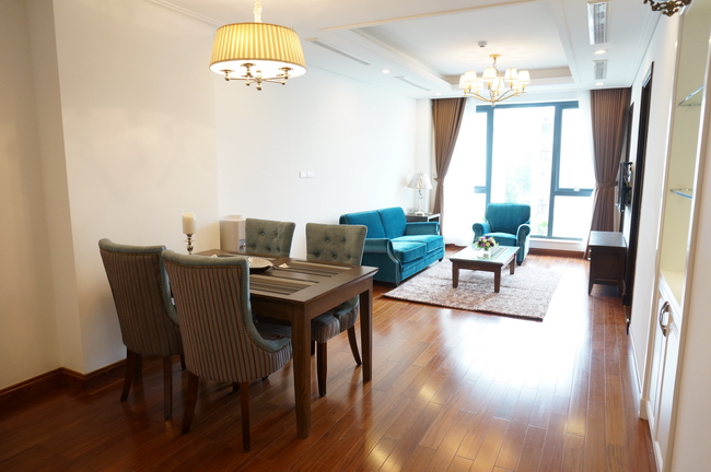 Modern style serviced apartment in the heart of Hoan Kiem district, wooden floor, fully furnished, lots of light