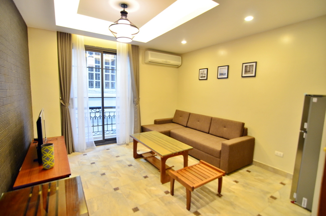 Brand new and modern style serviced apartment located in the heart of Ba Dinh district, high quality furniture