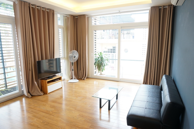 A beautiful serviced apartment to rent on Linh Lang street, Ba Dinh district, Hanoi, one bedroom, furnished