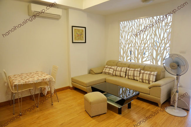 Located on the 5th floor, this beautiful serviced apartment with one bedroom, fully furnished, brightness