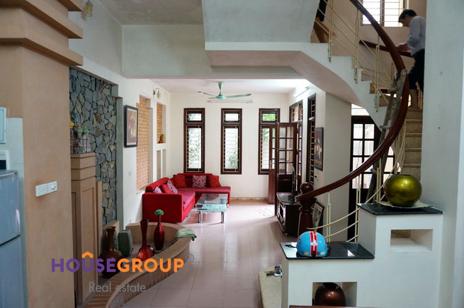 Brightness house have found on Dao Tan street, courtyard, Rooftop terrace, balconies, full furniture, simple style