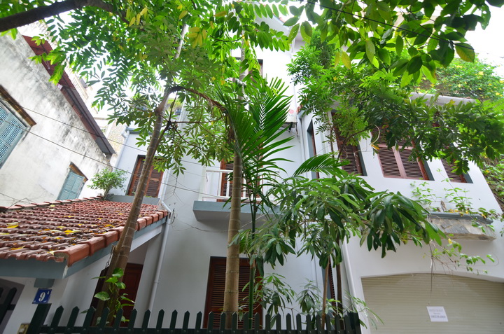House for rent in Tay Ho Hanoi with charm style