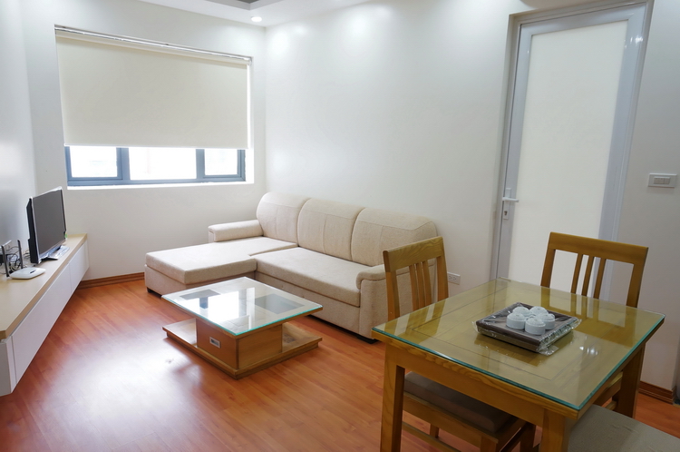 Apartment to let in Ba Dinh district: Brand new; One bedroom; Fully furnished; Located on Dao Tan street