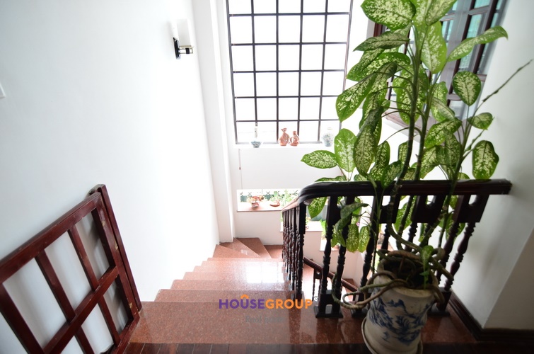 Modern furnished house for rent in Tay Ho Hanoi having car parking