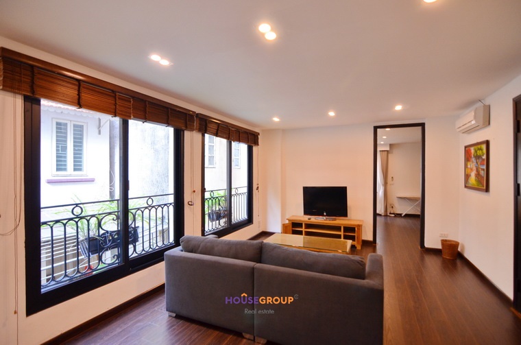 Furnished apartment for rent in Tay Ho having two bedrooms and good location