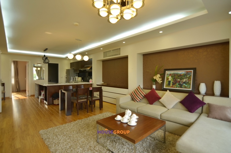 Western style and modern furnished apartment for rent in Truc Bach