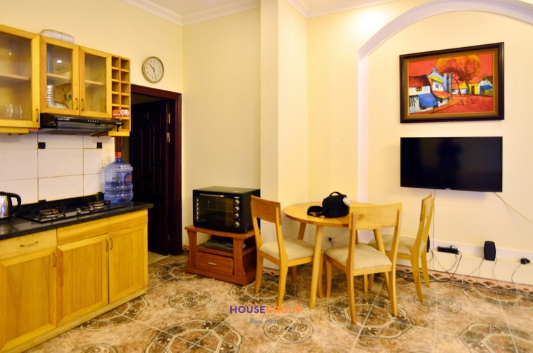 Beautiful apartment for rent in Truc Bach comes fully furnished