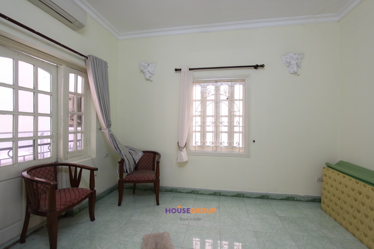 Full furniture house for rent in Tay Ho Hanoi on Tu Hoa Street