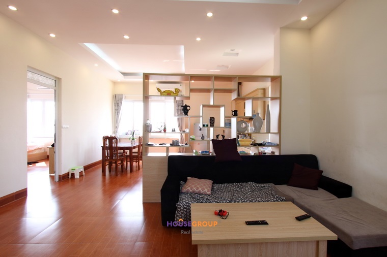 Spacious apartment for rent in Ba Dinh comes with fully furnished