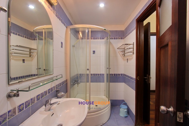 Cosy and newly renovated house for rent in Hanoi comes full furniture