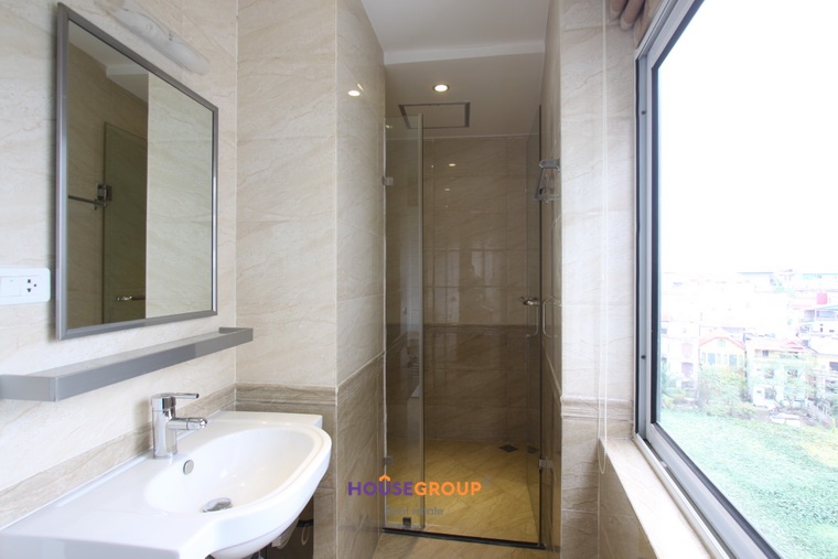 Wonderful serviced apartment for rent in Tay Ho west lake Hanoi
