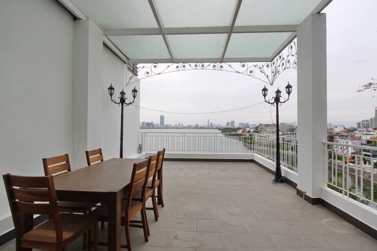 Wonderful serviced apartment for rent in Tay Ho west lake Hanoi