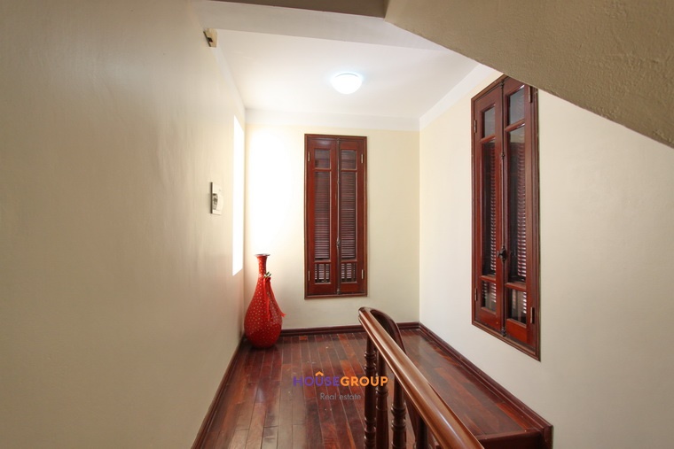Cosy style and furnished house for rent in Tay Ho Hanoi