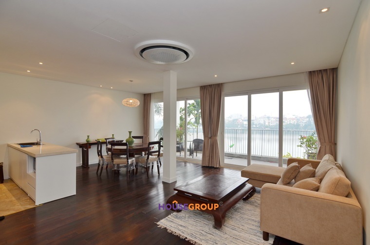 Brand new and furnished hanoi apartments for rent facing on the west lake