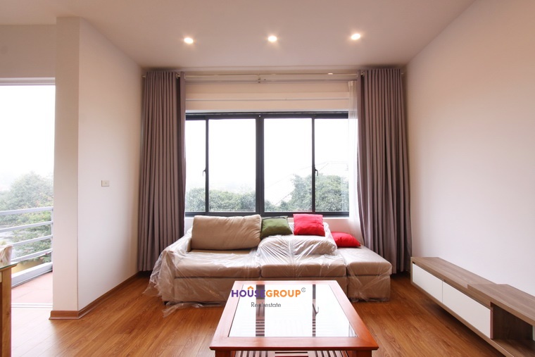 Brightness and newly renovated two bedrooms apartment in Tay Ho