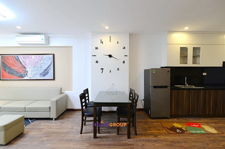 Apartment for rent in Tay Ho District Hanoi having 02 bedrooms located on To Ngoc Van