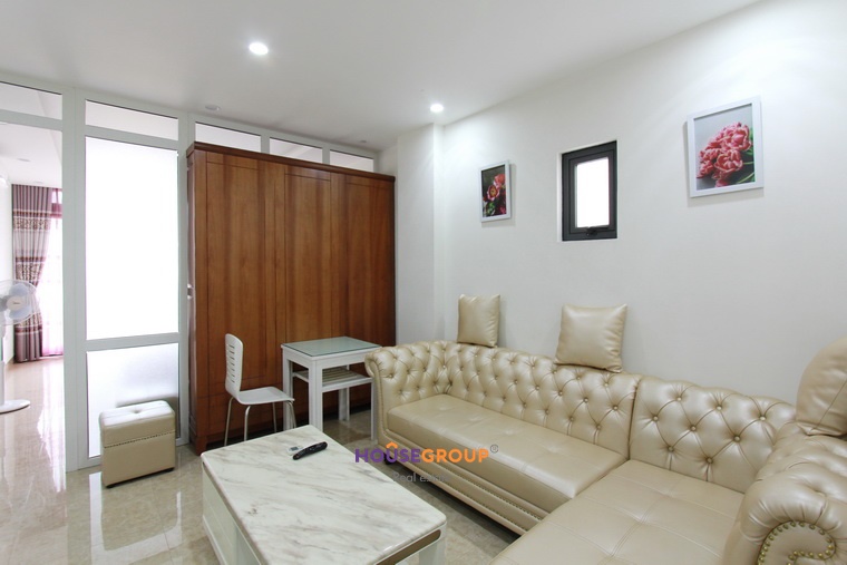 Furnished apartment for rent in Tay Ho on Trinh Cong Son Street West Lake
