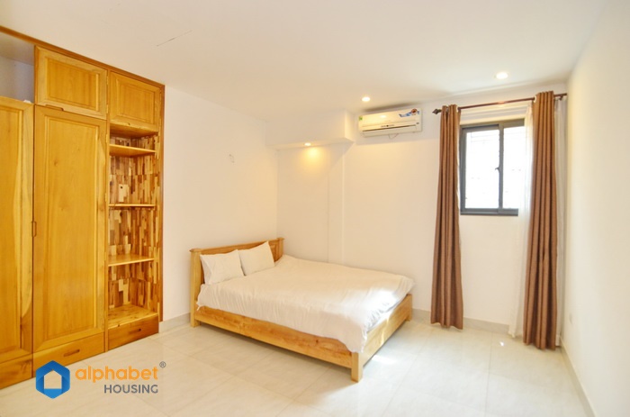 Beautiful two bedrooms apartment for rent in Tay Ho West Lake