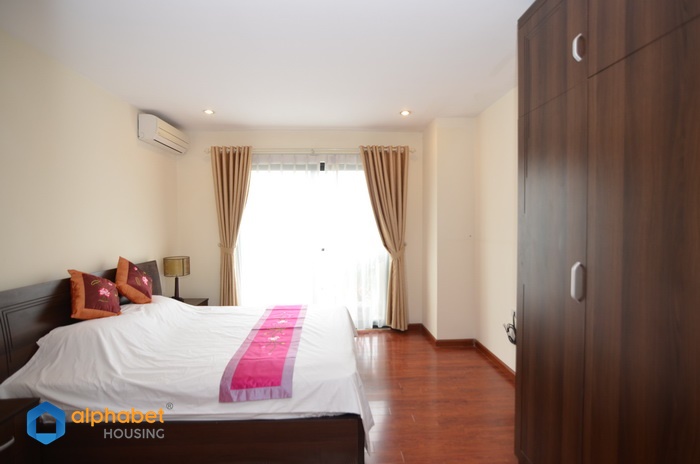 Modern spacious serviced apartment for rent in Hanoi on Xuan Dieu Street
