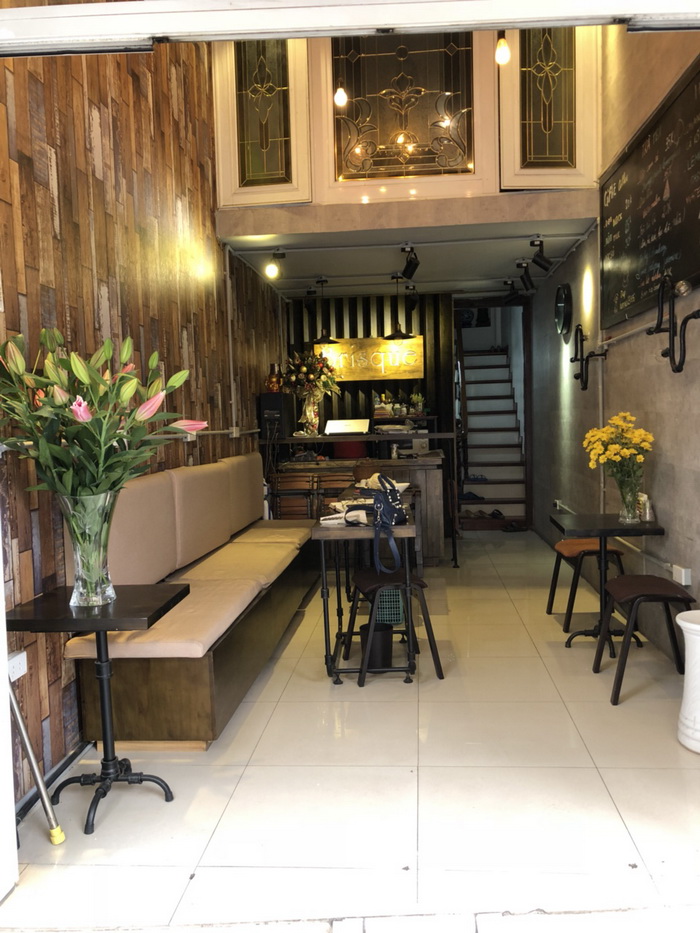 Coffee shop for lease in Hoan Kiem District, Old Quarter Hanoi