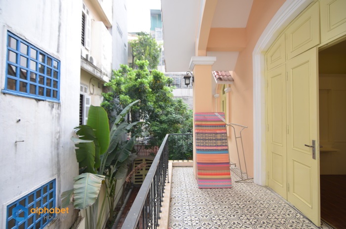 Unique house for rent in Ba Dinh Hanoi, Two Bedrooms and Big Coutyard