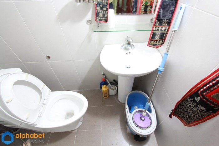 Reasonable rental price house in Ba Dinh having 03 bedrooms and large terrace