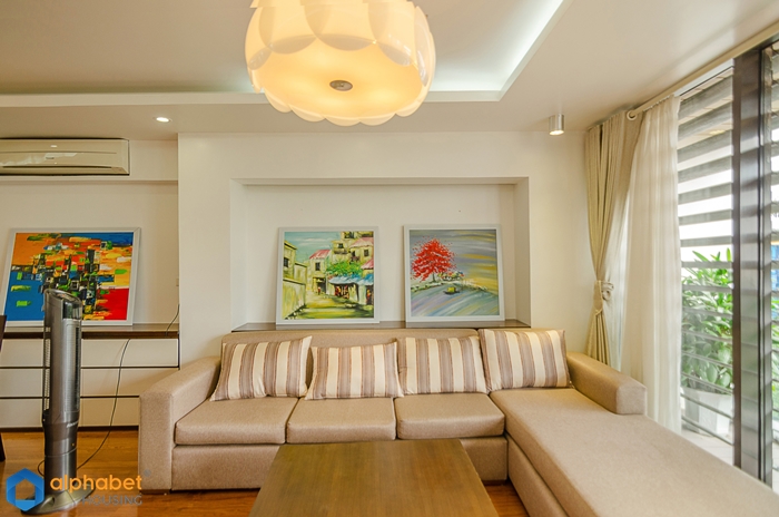 Modern 2 bedrooms serviced apartment for rent in Truc Bach Hanoi