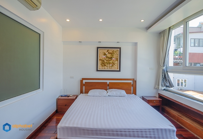 Lake view serviced apartment for rent in Truc Bach Island