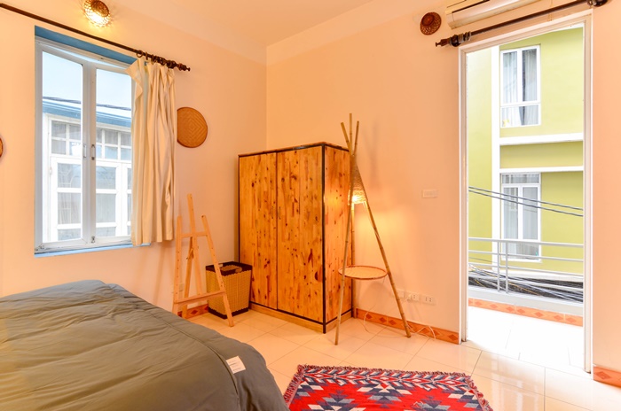 Full of natural light room in shared house on Quang Khanh Street | Room No.4